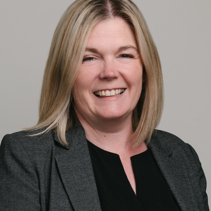 Lisa Littlefair Headshot