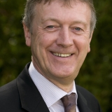 Peter Laybourn headshot