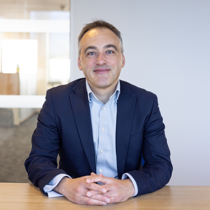 Paul Edwards Headshot