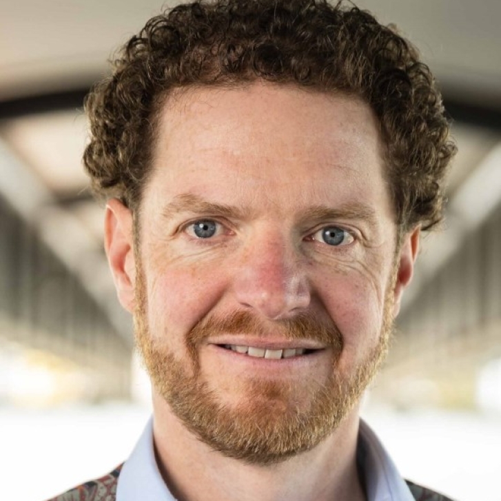 Thomas Morgan Headshot